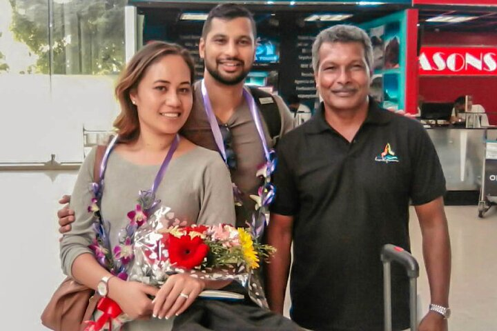 Transfer between Colombo Airport (CMB) and Club Oceanic, Trincomalee - Photo 1 of 7